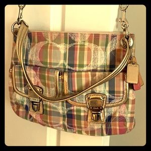 Stunning Coach Shoulder Bag